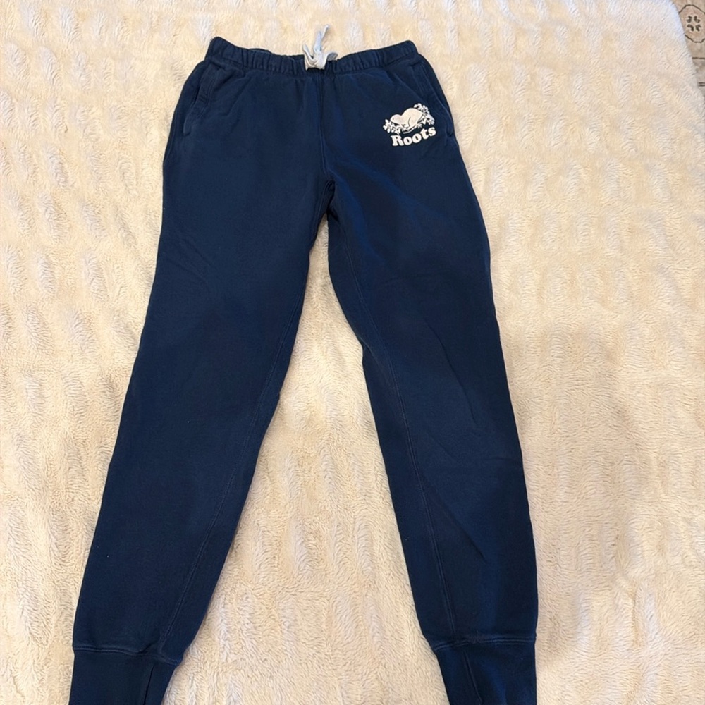 Roots joggers, great condition. XS.